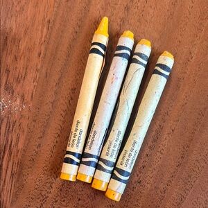 Discontinued Crayola Dandelion Crayons Set